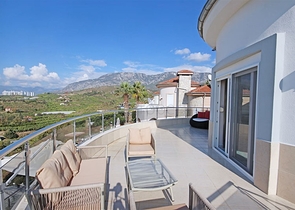 Вилла с панорамным видом на море