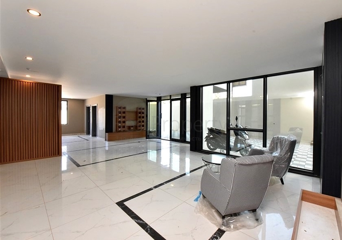 Просторная квартира 3+1 для большой семьи в районе Оба 