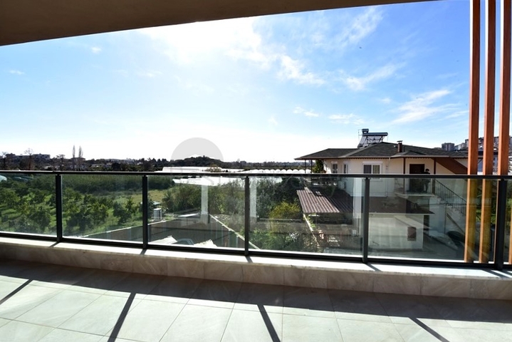 Просторная квартира 3+1 для большой семьи в районе Оба 