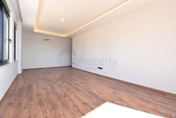 Просторная квартира 3+1 для большой семьи в районе Оба 