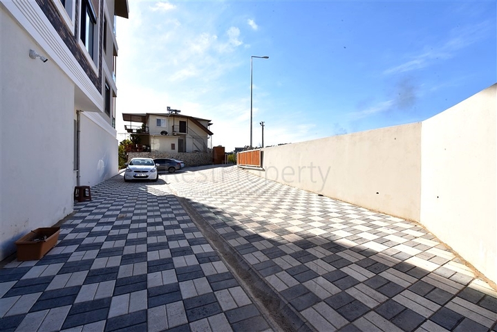 Просторная квартира 3+1 для большой семьи в районе Оба 