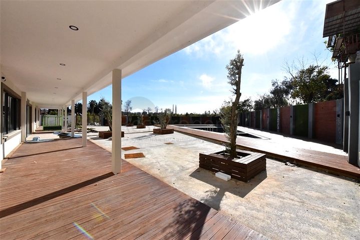 Просторная квартира 3+1 для большой семьи в районе Оба 