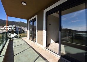 Просторная квартира 3+1 для большой семьи в районе Оба 