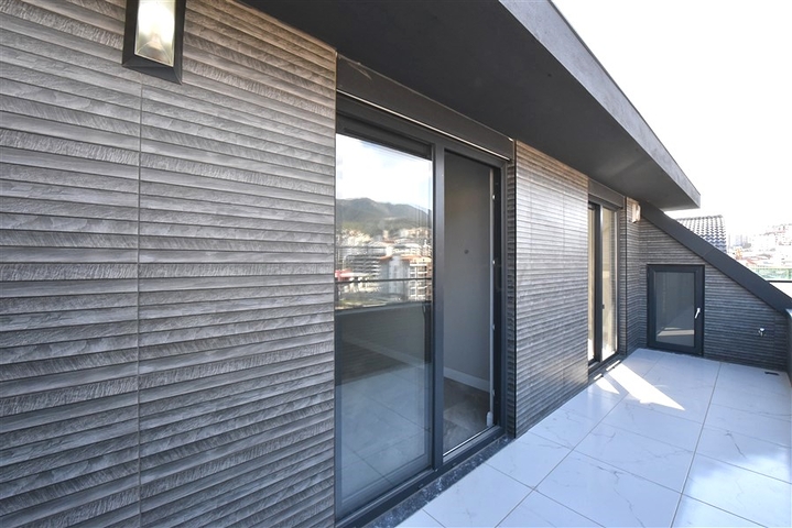 Пентхаус для большой семьи в районе Оба