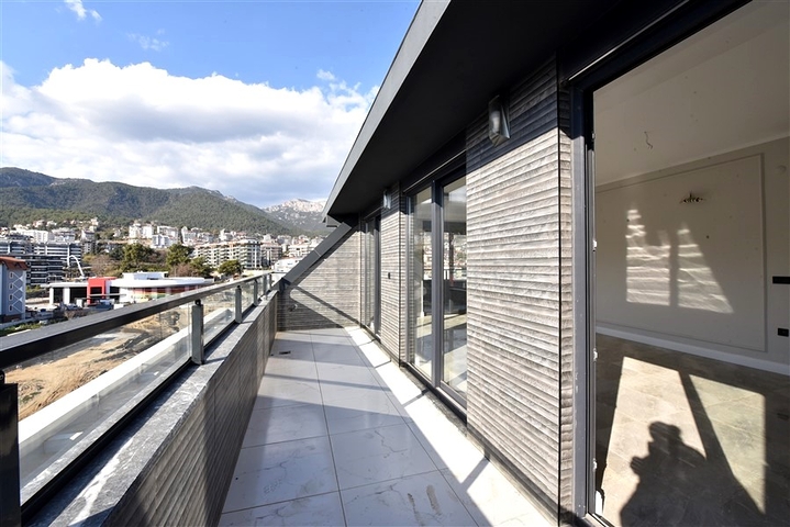 Пентхаус для большой семьи в районе Оба