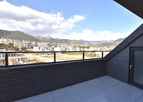 Пентхаус для большой семьи в районе Оба