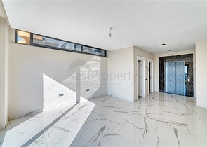 Вилла с видом на море в центральном районе Алании