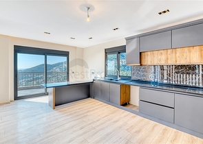 Вилла с видом на море в центральном районе Алании