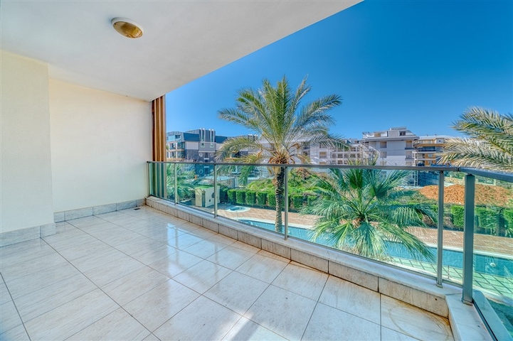 Просторная квартира планировки 2+1