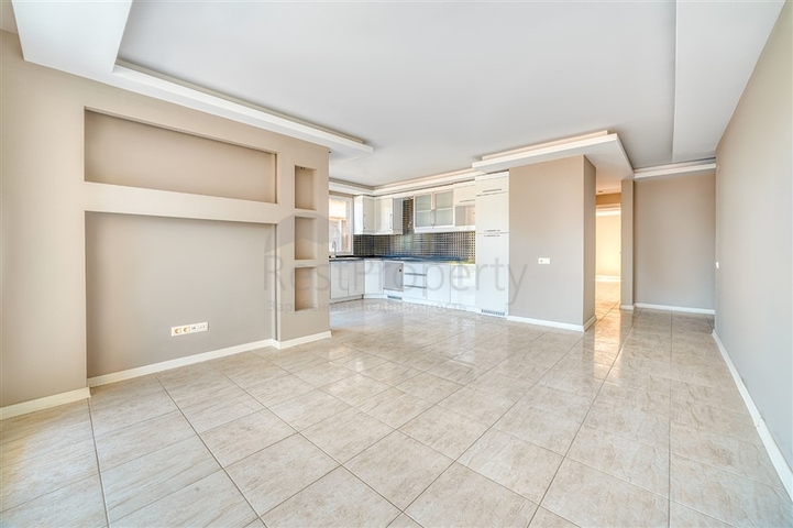 Просторная квартира планировки 2+1