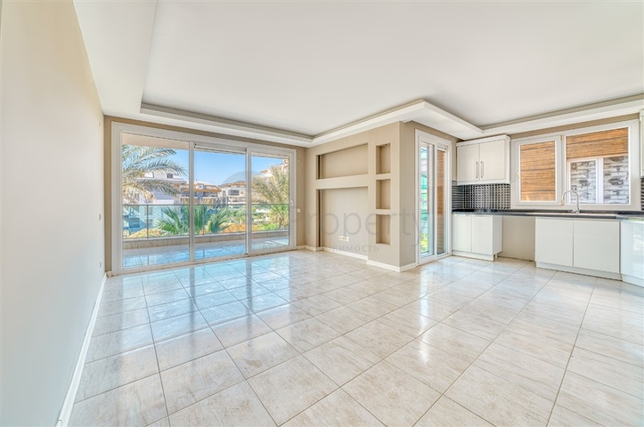 Просторная квартира планировки 2+1