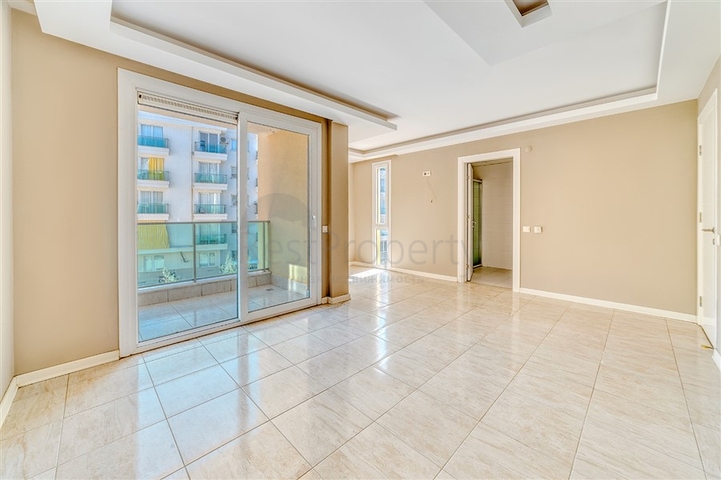 Просторная квартира планировки 2+1