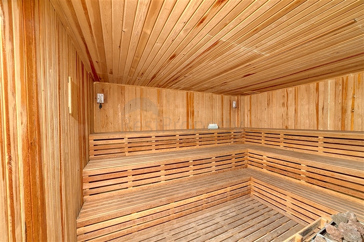 Двухуровневый пентхаус 4+1 в Махмутларе