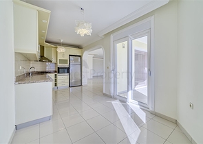 Двухуровневый пентхаус 4+1 в Махмутларе