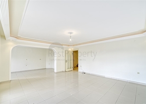 Двухуровневый пентхаус 4+1 в Махмутларе