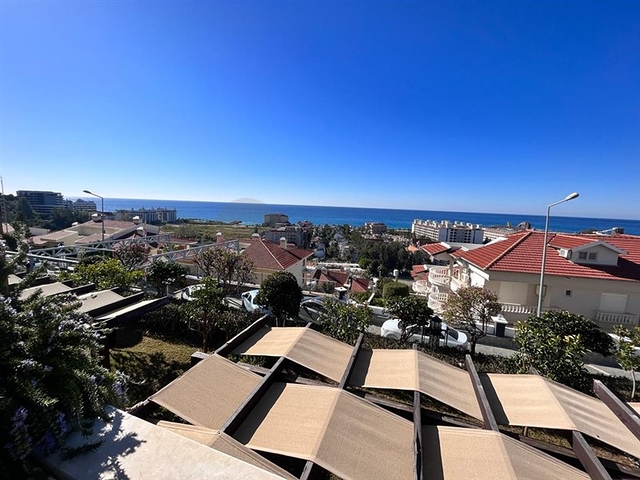 Апартаменты 1+1 в районе Конаклы с панорамным видом на море