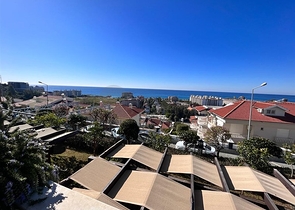 Апартаменты 1+1 в районе Конаклы с панорамным видом на море