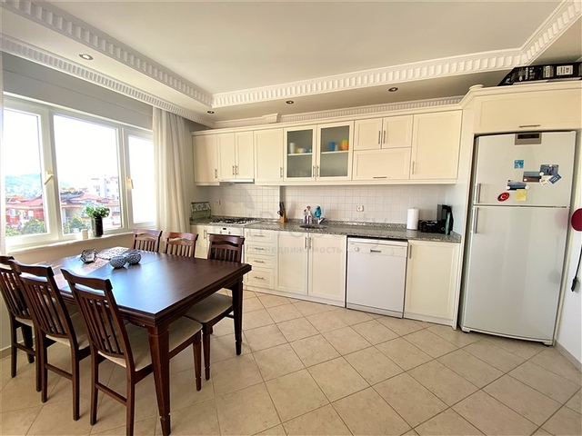 Пентхаус 4+1 в центре Алании