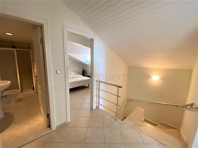 Пентхаус 4+1 в центре Алании