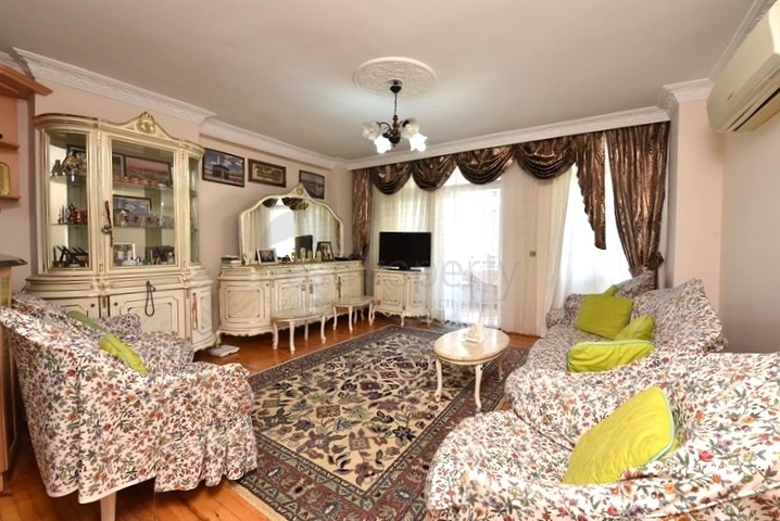 Квартира 2+1 в 50 м от Средиземного моря в центре Алании