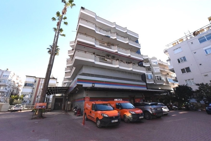 Квартира 2+1 в 50 м от Средиземного моря в центре Алании