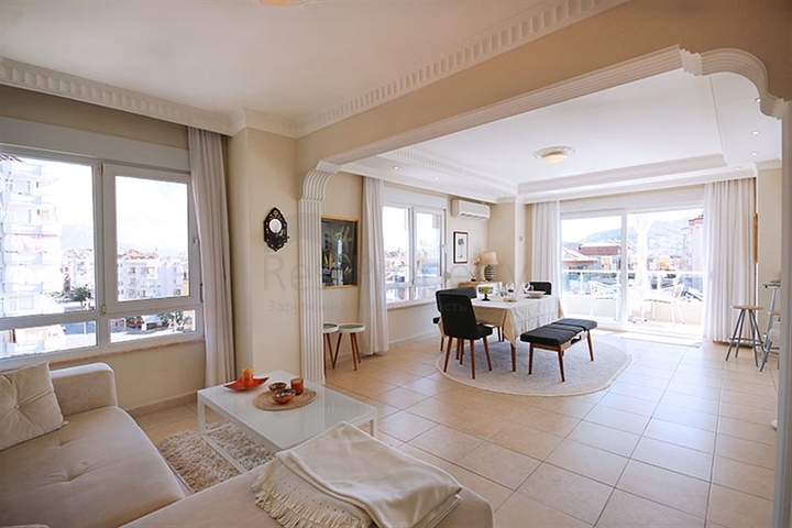 Пентхаус с панорамным видом в сердце Алании