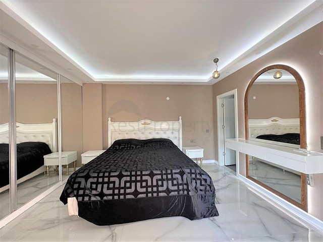 Вилла 3+1 в популярном комплексе вилл при большом отеле