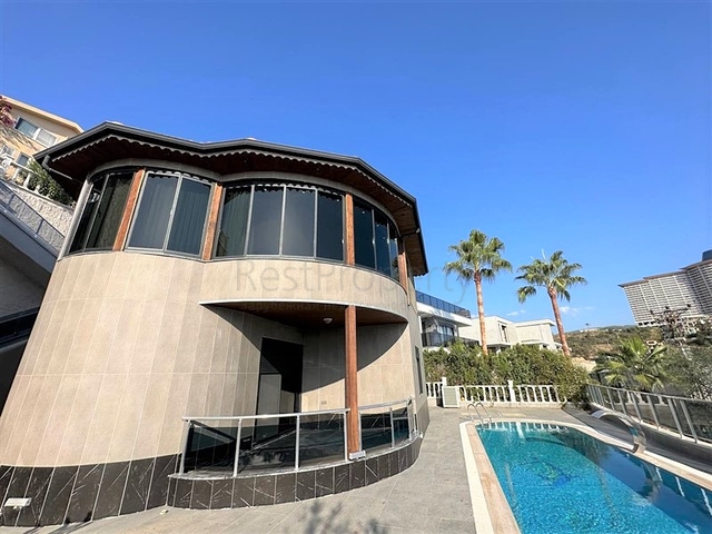 Вилла 3+1 в популярном комплексе вилл при большом отеле