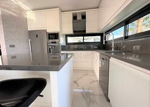 Вилла 3+1 в популярном комплексе вилл при большом отеле