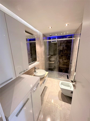 Квартиру 1+1 в районе Клеопатра