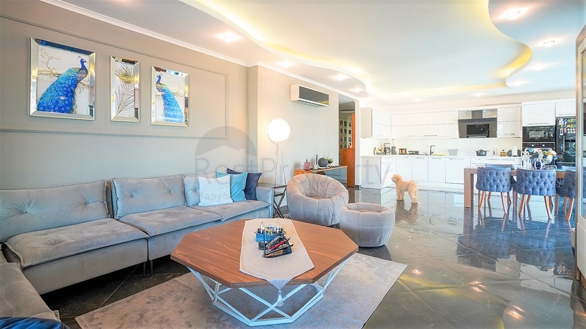 Шикарный пентхаус 3+2 в районе Оба