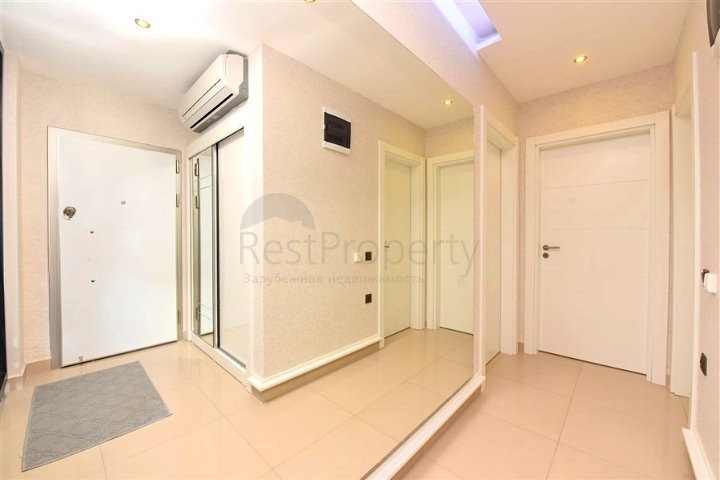 Апартаменты 2+1 в респектабельном комплексе в 50 метрах от пляжа района Каргыджак 