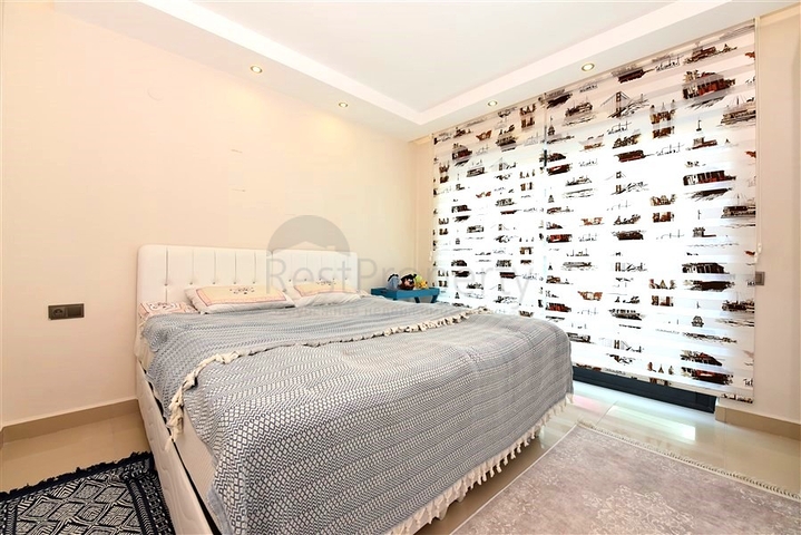 Апартаменты 2+1 в респектабельном комплексе в 50 метрах от пляжа района Каргыджак 