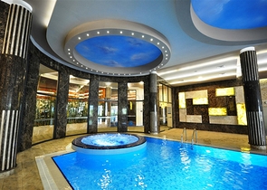 Апартаменты 2+1 в респектабельном комплексе в 50 метрах от пляжа района Каргыджак 