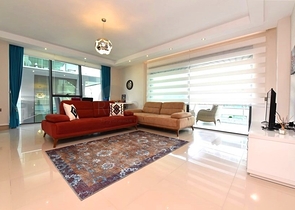 Апартаменты 2+1 в респектабельном комплексе в 50 метрах от пляжа района Каргыджак 