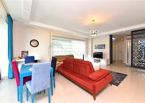 Апартаменты 2+1 в респектабельном комплексе в 50 метрах от пляжа района Каргыджак 