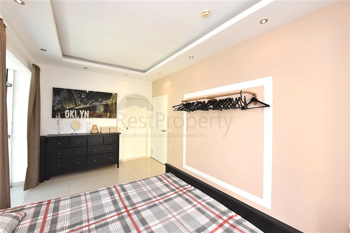 Меблированные апартаменты планировкой 1+1 на пляже Клеопатра