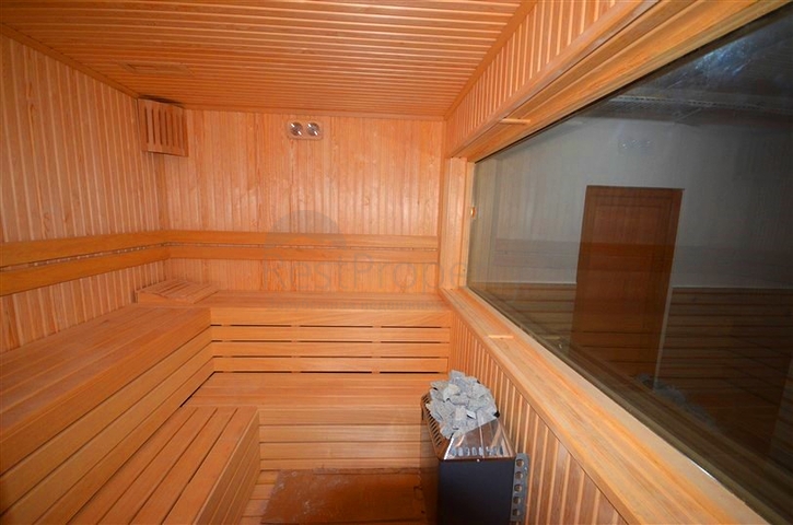 Меблированные апартаменты планировкой 1+1 на пляже Клеопатра