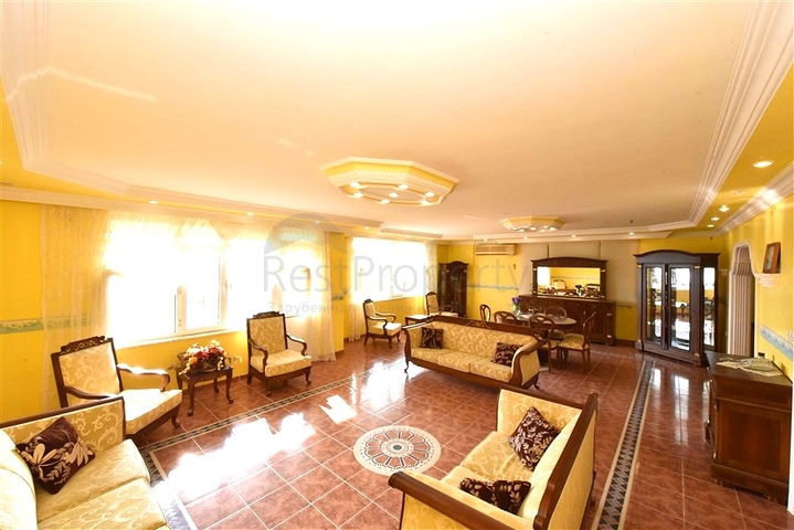 Меблированная квартира 3+1 рядом с морем в районе Оба