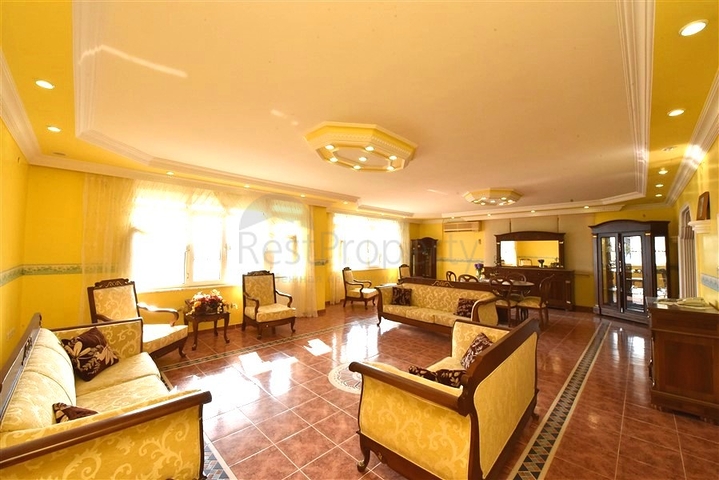 Меблированная квартира 3+1 рядом с морем в районе Оба