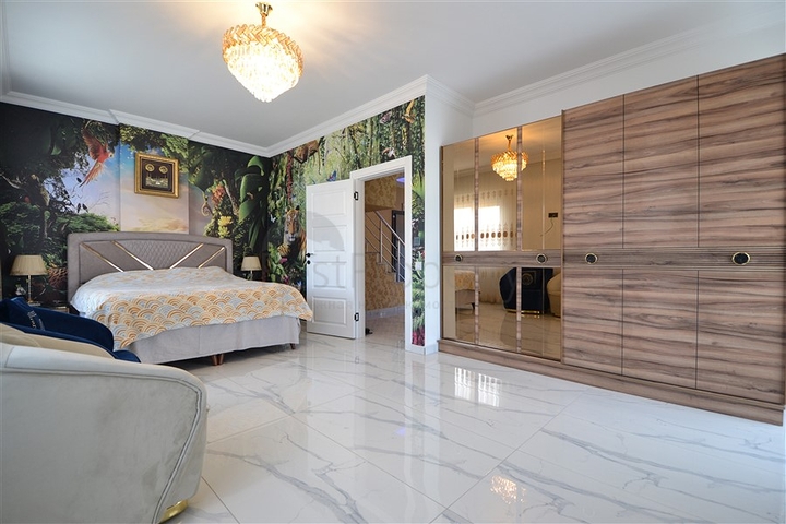 Пентхаус 3+1 в жилом комплексе с инфраструктурой в районе Каргыджак