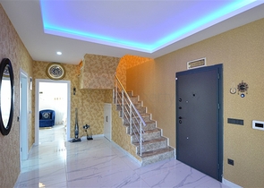 Пентхаус 3+1 в жилом комплексе с инфраструктурой в районе Каргыджак