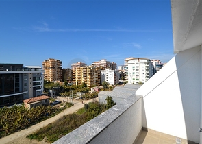 Пентхаус 3+1 в жилом комплексе с инфраструктурой в районе Каргыджак