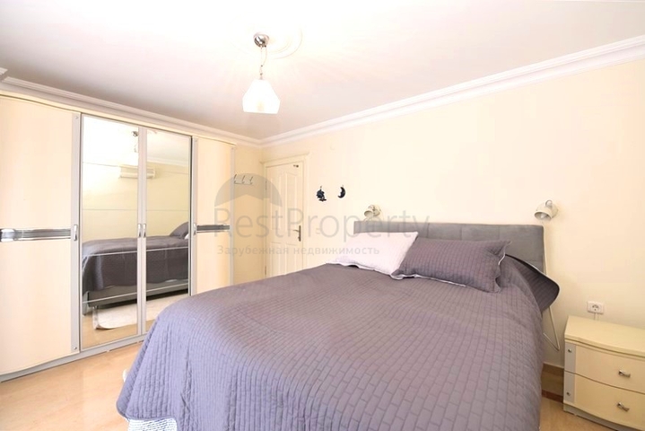 Трехкомнатный меблированный пентхаус в районе Оба