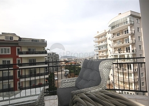 Просторная квартира планировкой 2+1 в районе Тосмур