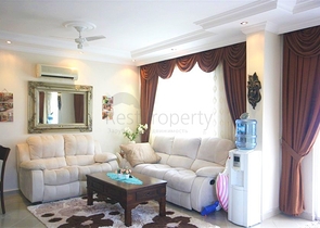 Просторная квартира планировкой 2+1 в районе Тосмур