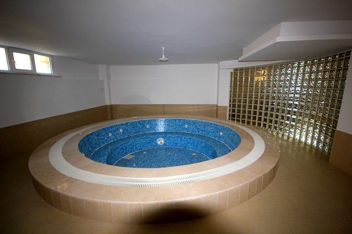 Просторный пентхаус 3+1 в районе Авсаллар