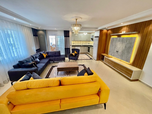 Просторный пентхаус 3+1 в районе Авсаллар