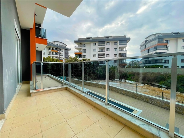 Квартира в открытом под ВНЖ районе Оба