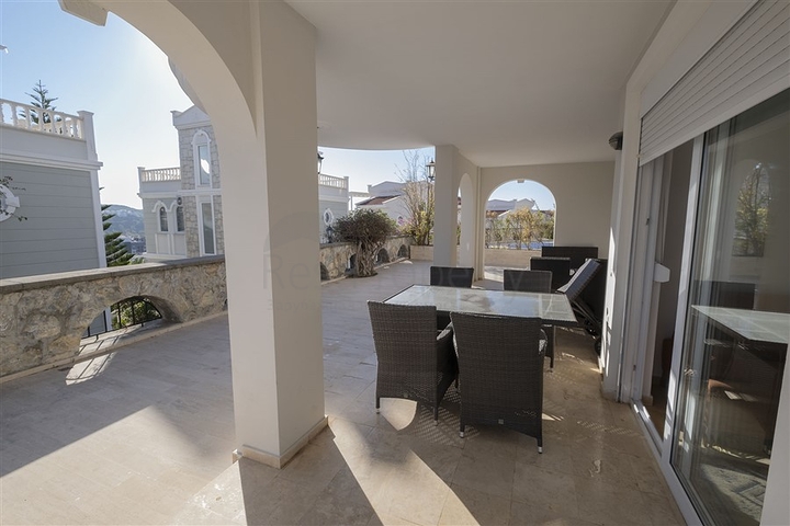 Вилла в комплексе класса люкс